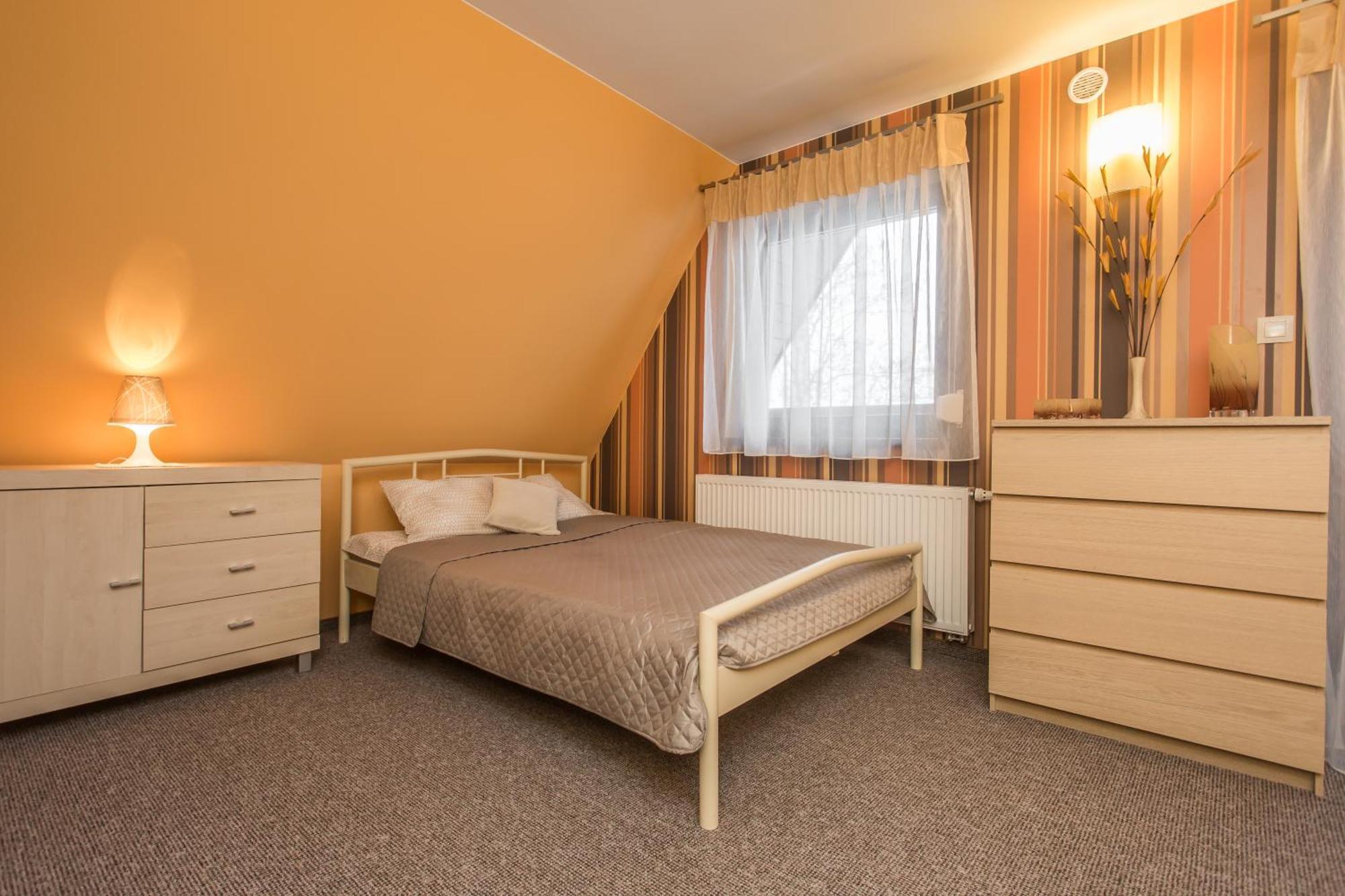 Bed and Breakfast U Kruka Ґронь Екстер'єр фото