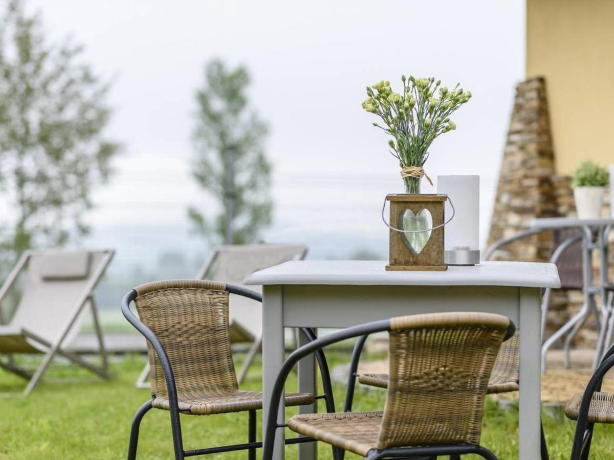 Bed and Breakfast U Kruka Ґронь Екстер'єр фото